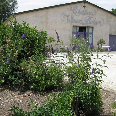Les Chambres d'Hôtes de Château Vieux Robin Bégadan Exterior foto